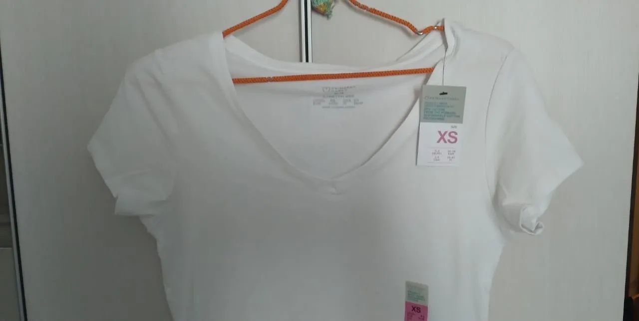 Blusinha básica Primark PP comprada nos EUA