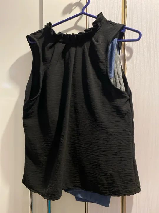 Blusa preta TAM M