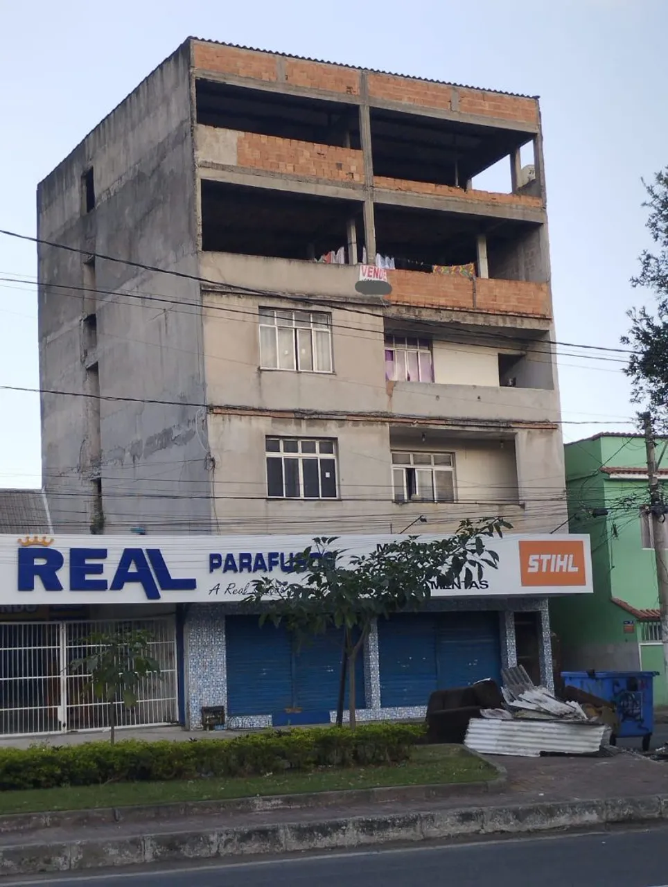 Vendo 4 andares  sobre a loja Real Parafusos