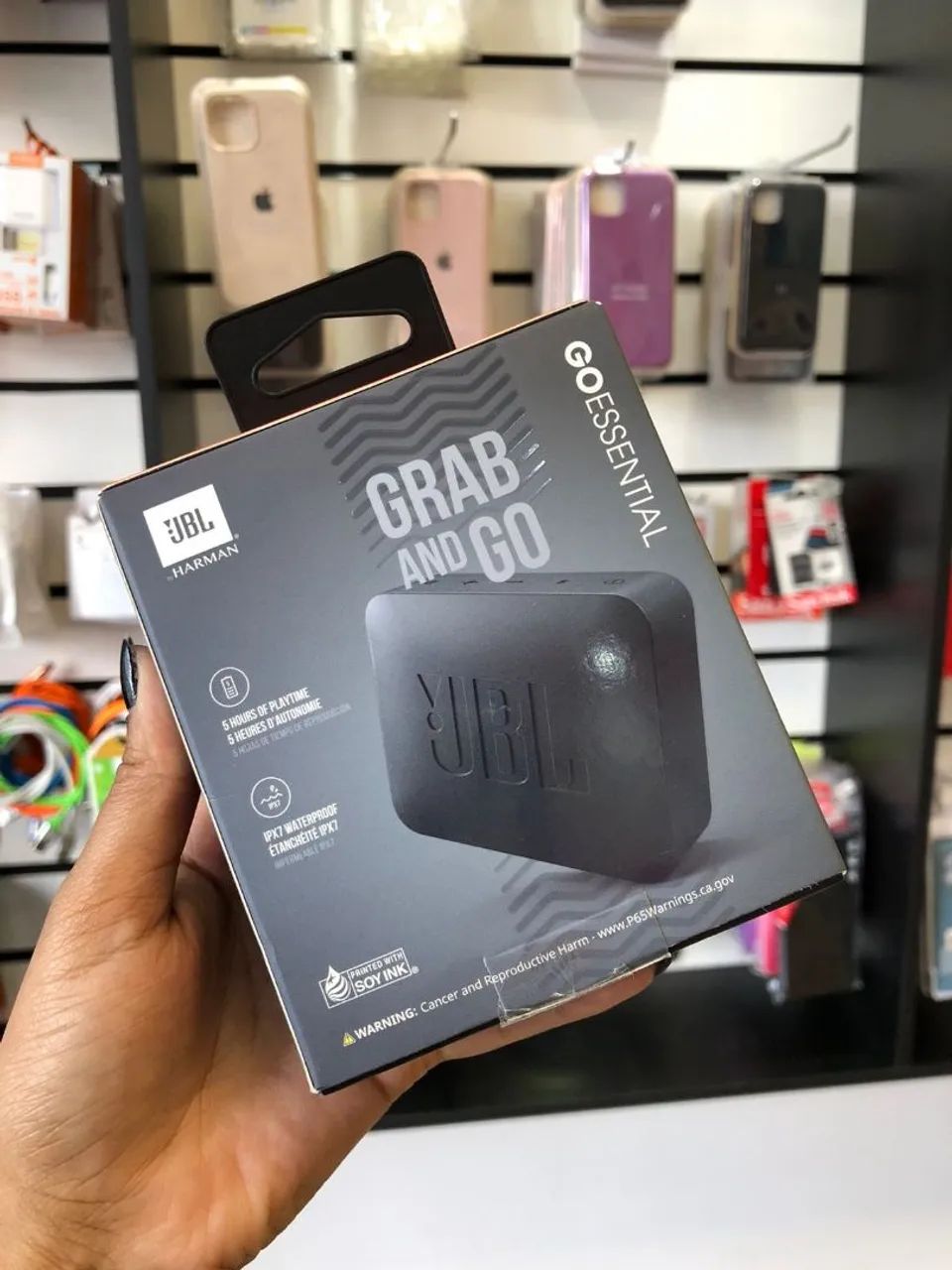 Caixa de Som Bluetooth JBL Go Essential Original - Foto 2