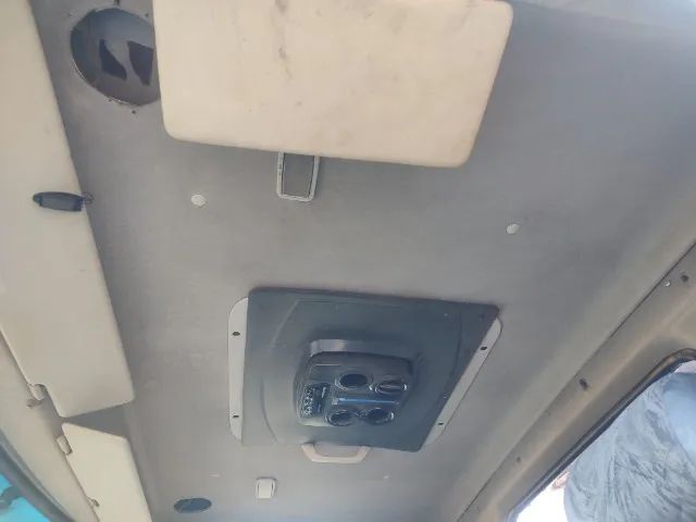 Vw 31320/10 8x4 caçamba com 20 m - Foto 10