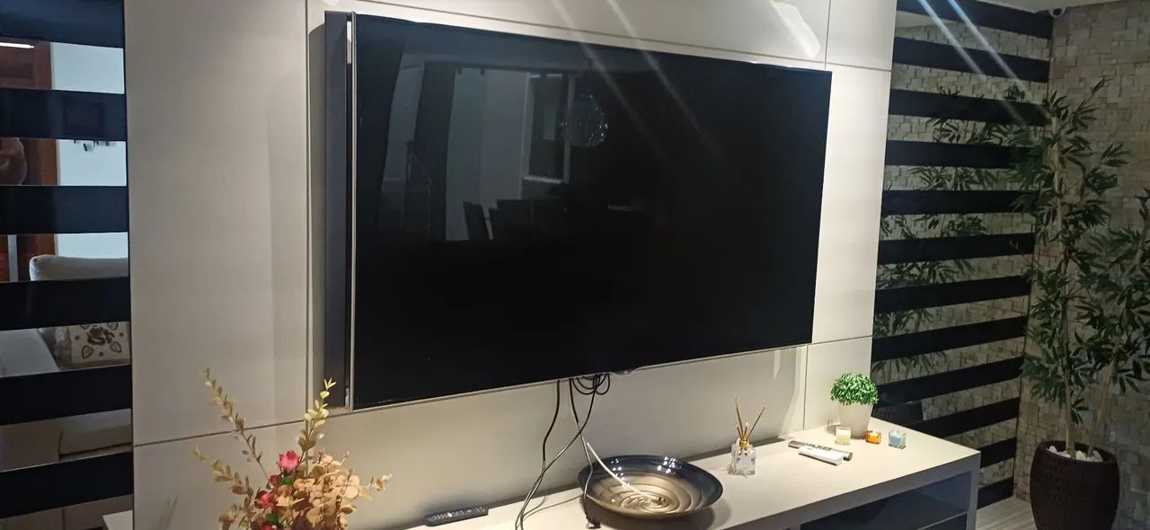 TV LG 79 polegadas Smart 3D 4K