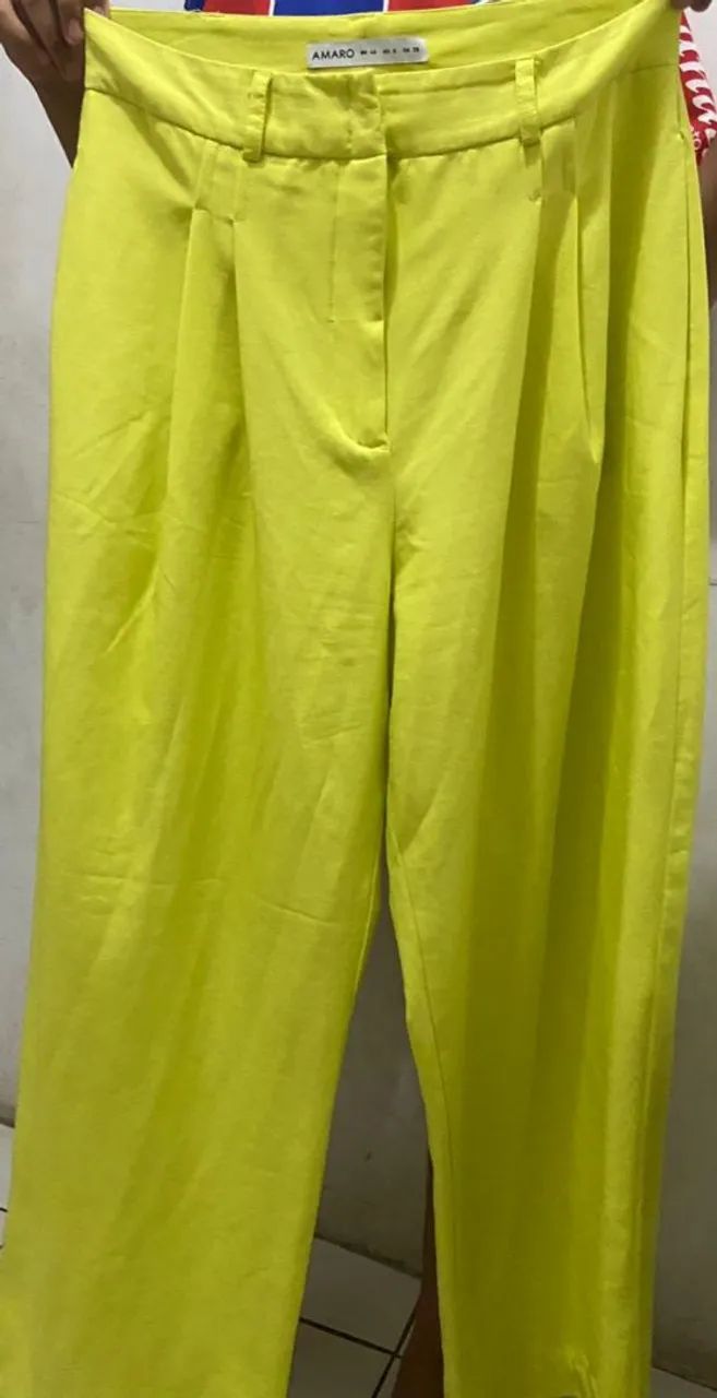 Calça Amarela Amaro