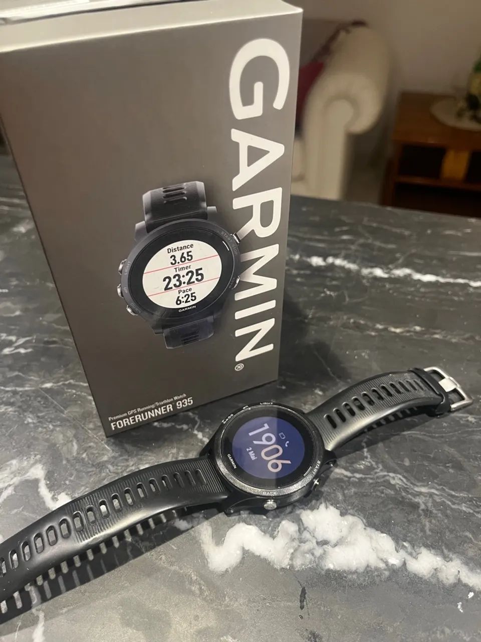 Relógio Inteligente Garmin Forerunner 935