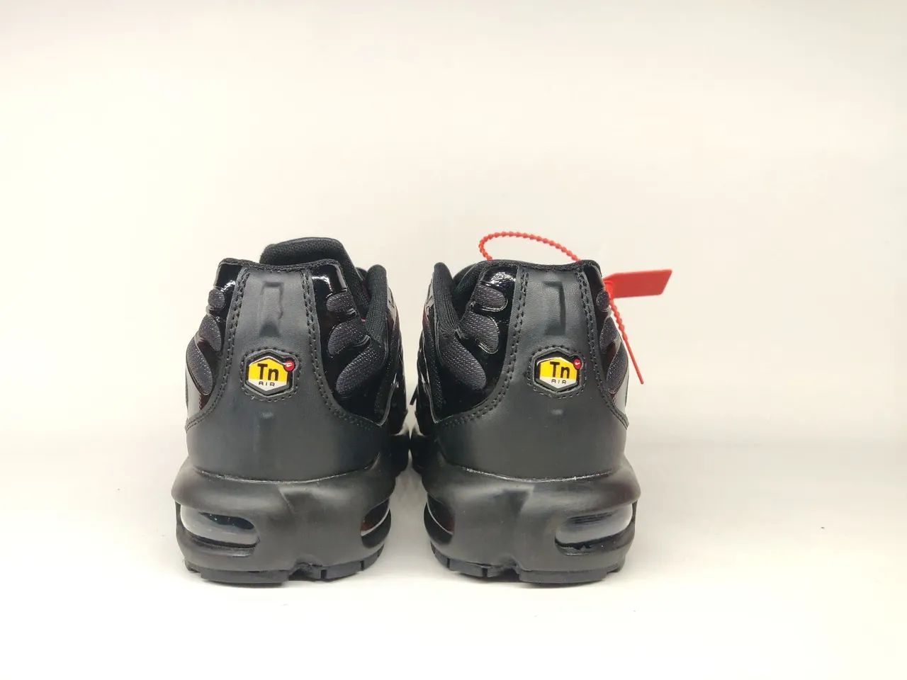 Oferta Limitada Tênis Nike Air Max Plus - Vermelho e Preto - Foto 4