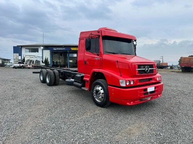 MB 1620 eletrônico ano 2009 leito truck - filé n 24250 2425 vm 260 2422 2428 cargo constel - Foto 3