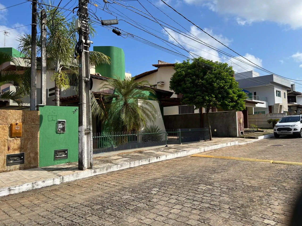 Belíssima Casa Com Piscina Privativa em Condomínio Nova Parnamirim