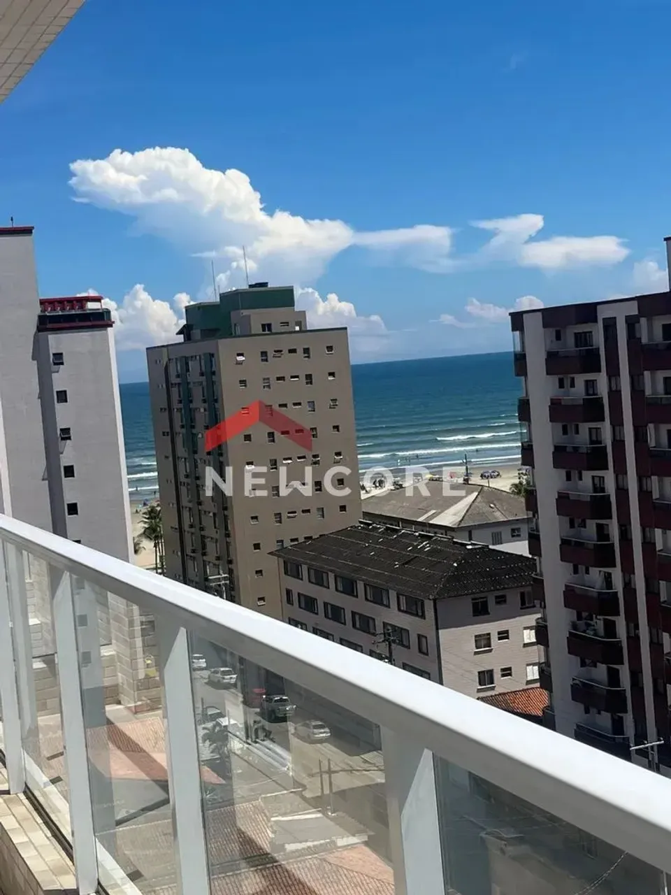 Apartamento em Rua Guatemala - Guilhermina - Praia Grande/SP
