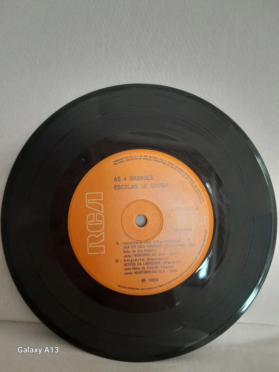 Vinil Compacto-As 4 Grandes Escolas de Samba  - Foto 3