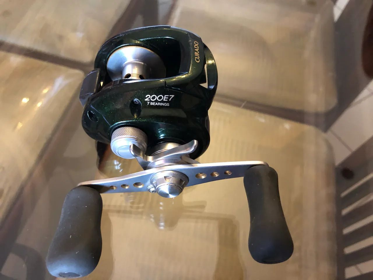 Carretilha Shimano Curado 200E7 - Foto 2