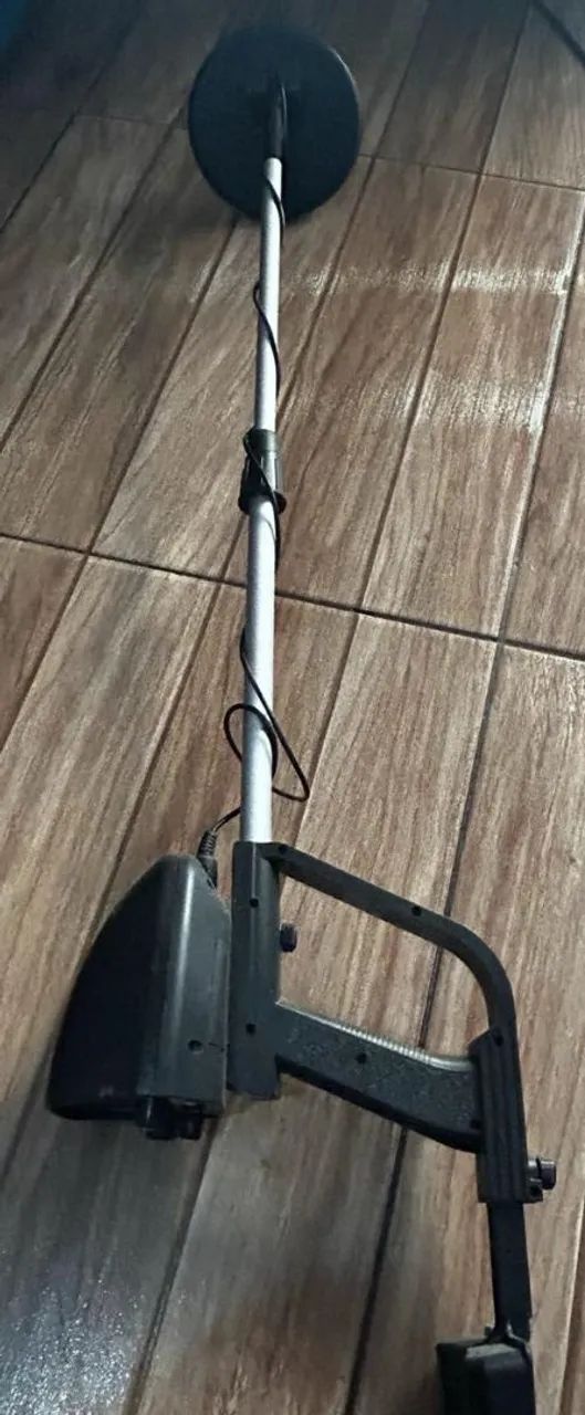 Detector de Metais Acompanha Duas Baterias  - Foto 3