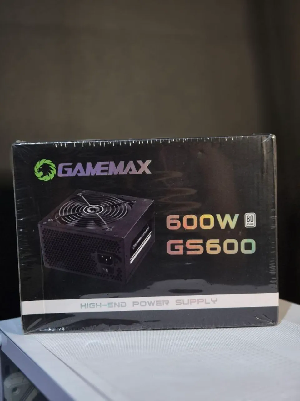 Fonte Gamemax GS600 600W 80 Plus nova lacrada