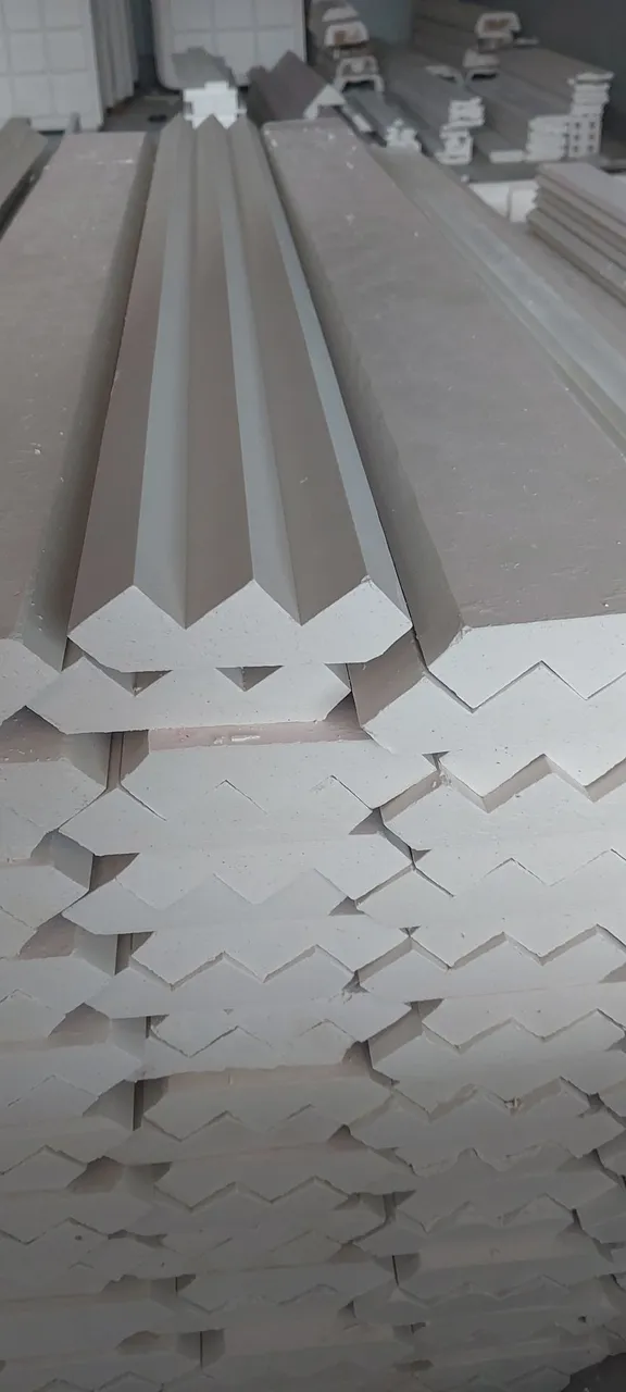 Rodapés Decorativos em Gesso