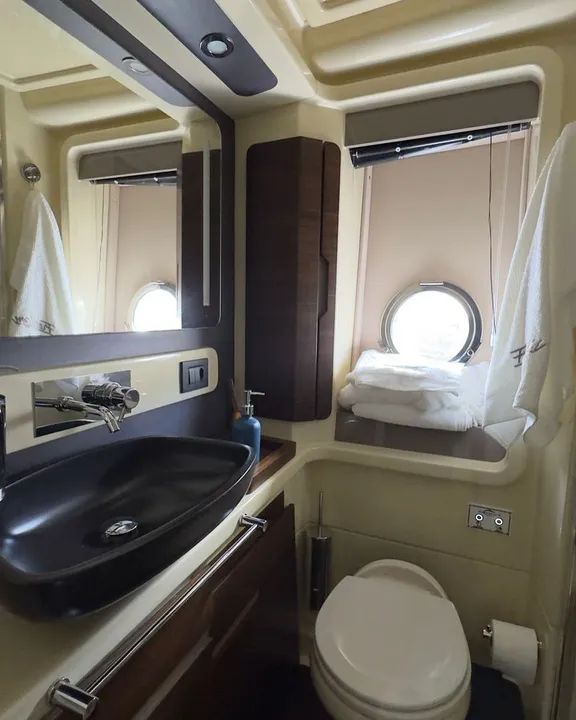 Azimut 560 - 2017 x2 Volvo D11 725 HP ñ Phantom Cimitarra Intermarine Ferreti - Foto 4