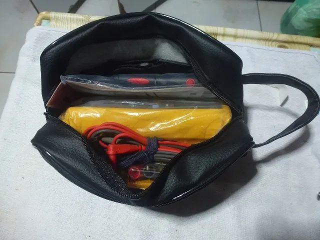 FLUKE,MEGOMETRO E MULTMETRO 1577, 2X1