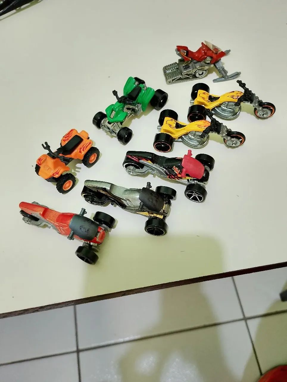Motos Hotwheels triciclos e quadriciclos  - Foto 3