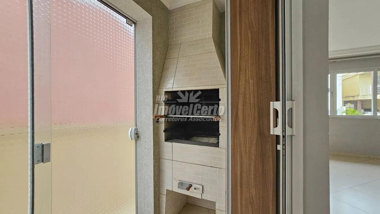 Casa em condomínio fechado de 196 m² com 3 dormitórios sendo 1 suíte e mais área de sótão - Foto 5