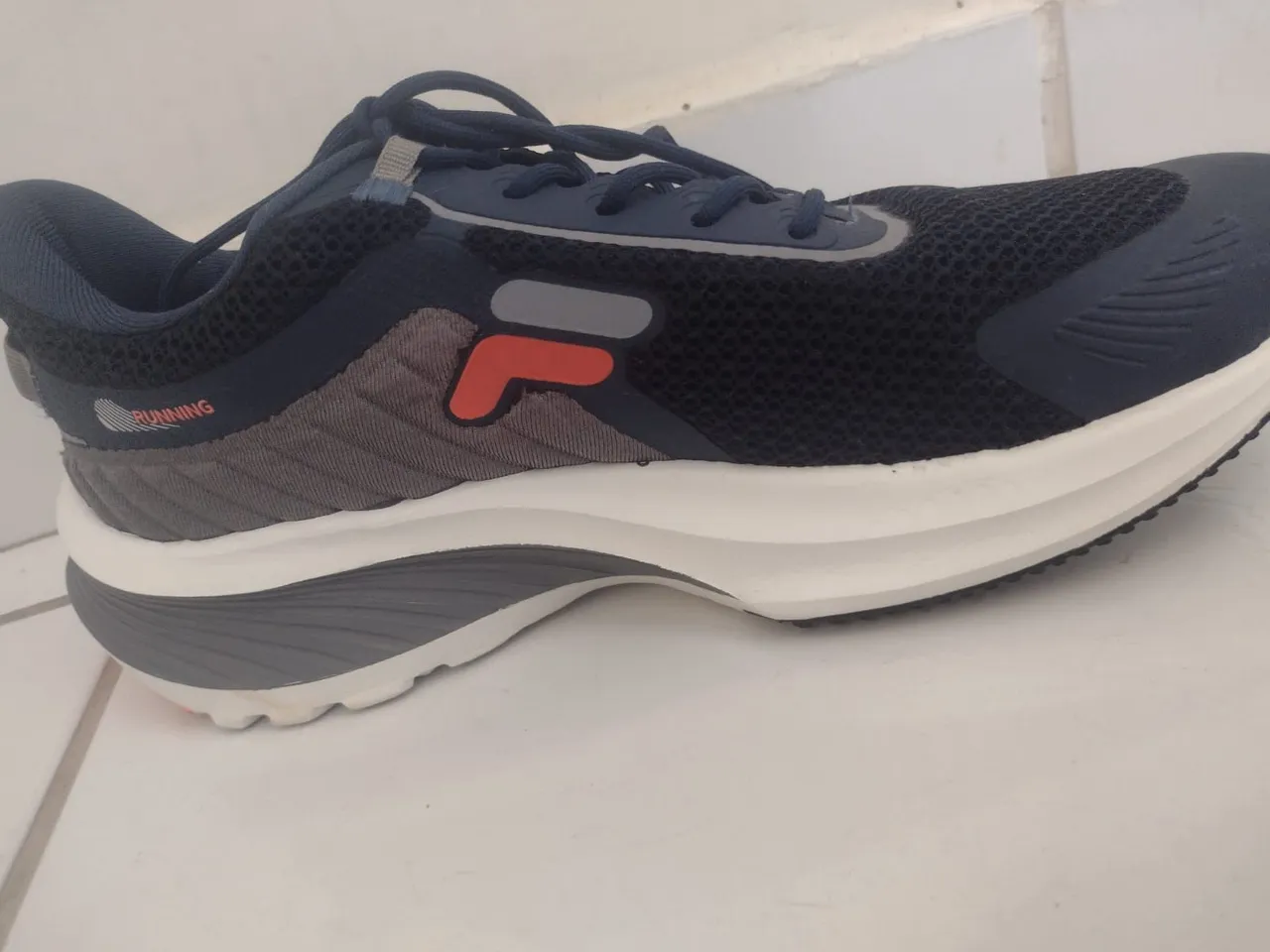 Tênis Sport Fila Progress Azul Marinho - Conforto e Estilo