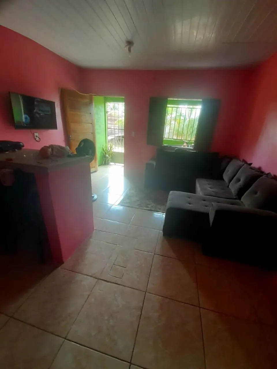 Vendo casa ou troco também em outra casa.