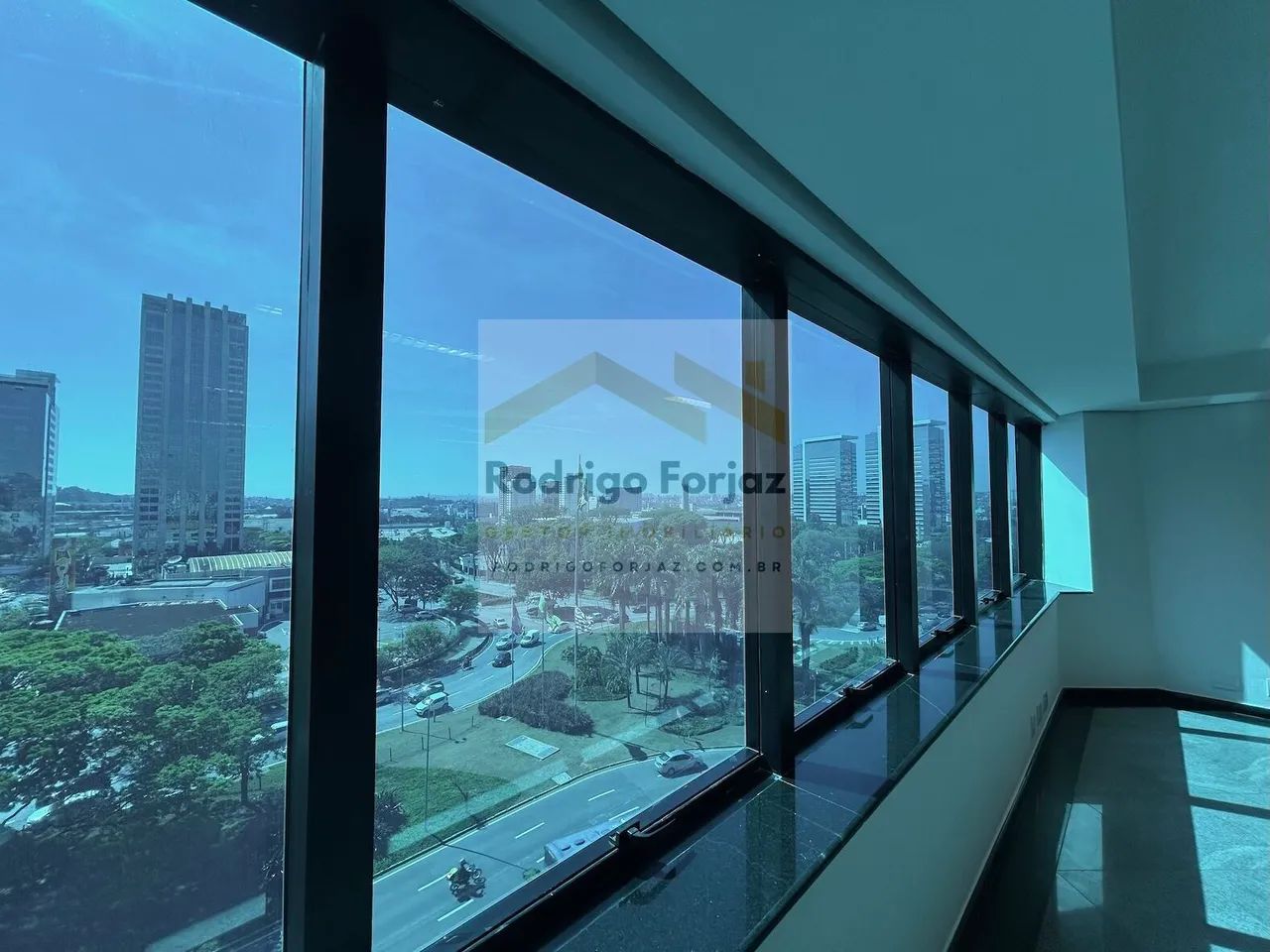 Condomínio Eagle Point - SALA COMERCIAL EXCELENTE CUSTO x BENEFÍCIO (MELHOR DA REGIÃO) - V - Foto 4