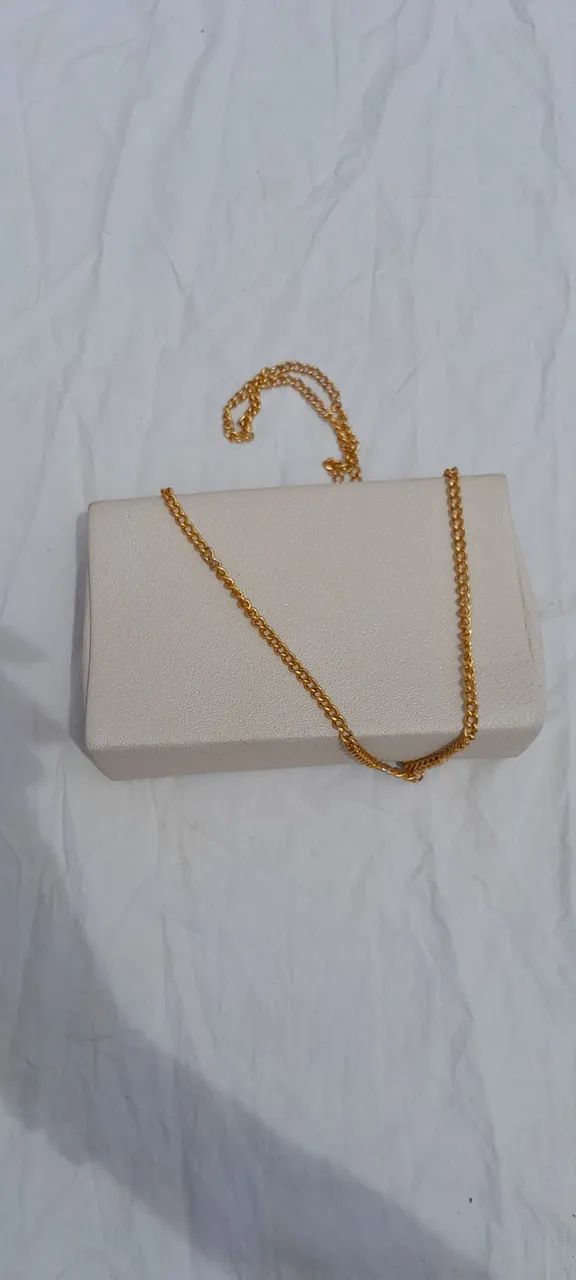Bolsa Branca de Ombro c/ Corrente - Foto 3