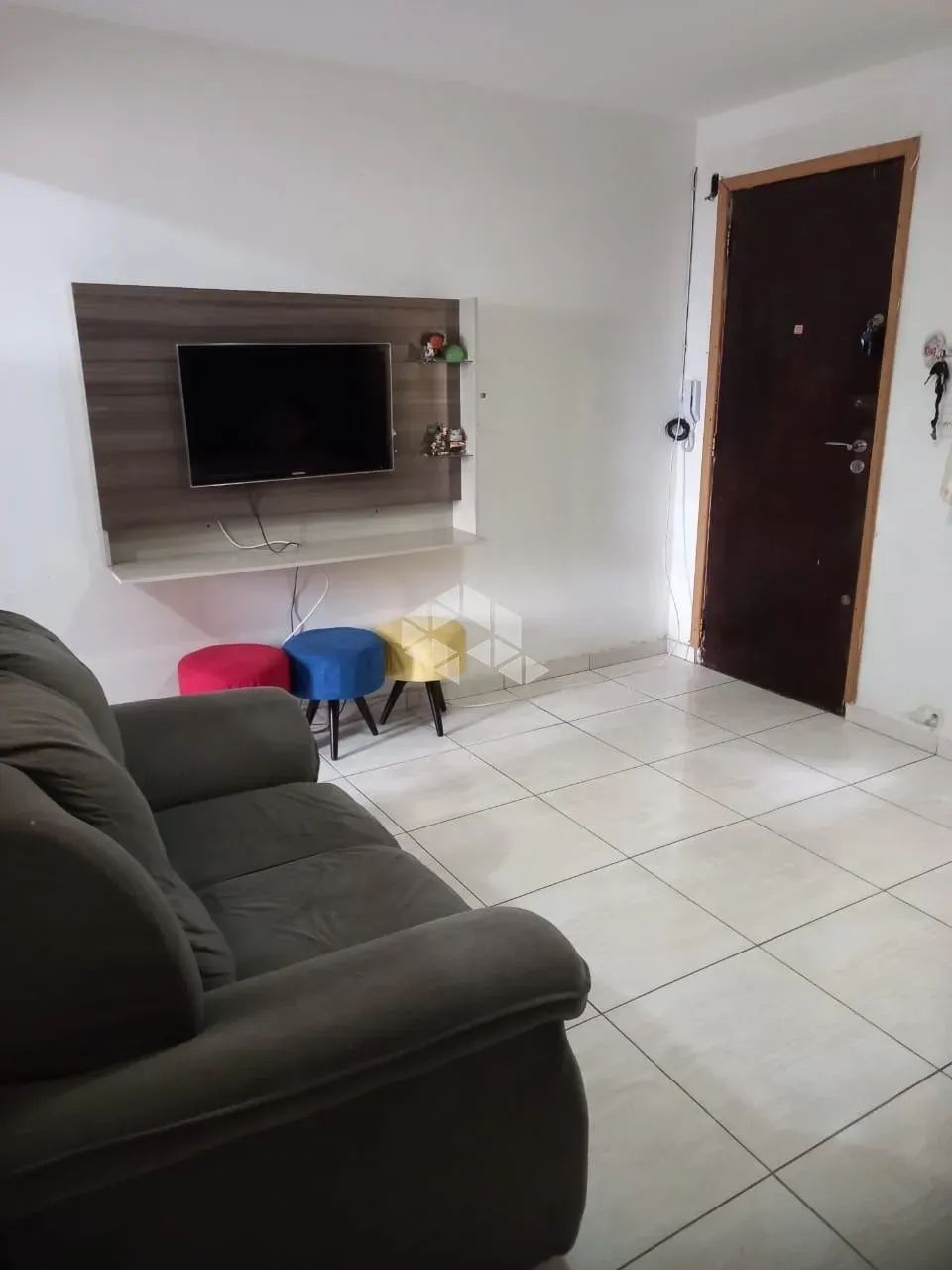 Apartamento á venda, 45m2, 2 dorm.(s), 1 vaga de garagem por R$ 135.000,00 - Colônia (Zona - Foto 3