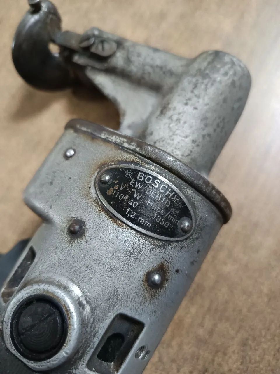 Cortador de Metal Bosch Usado - Foto 2