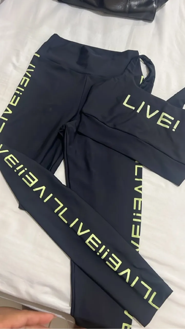 Conjunto legging e top LIVE original pouco usado 170,00 os dois pra vender logo!