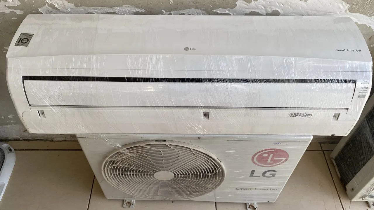 Ar-condicionado INVERTER 18 Btus semi-novo 