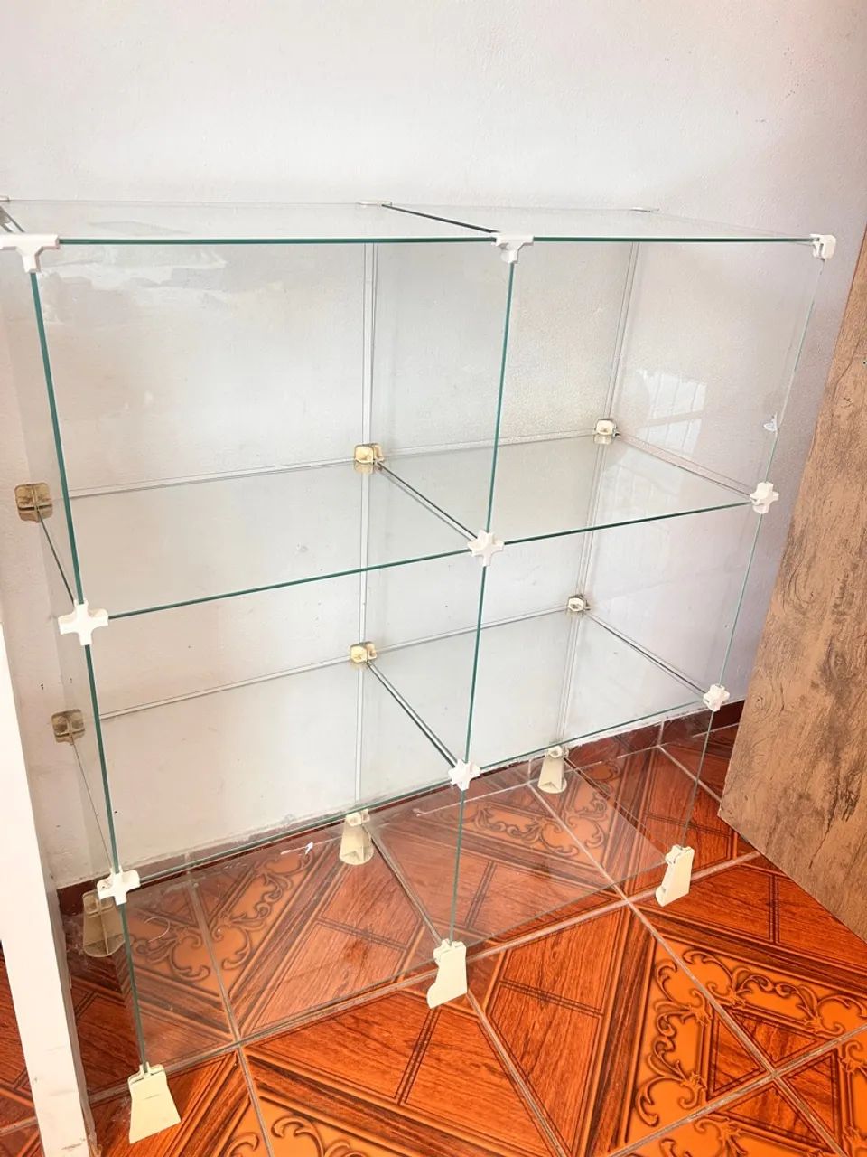 Estante de Vidro para Exposição - Ideal para Lojas