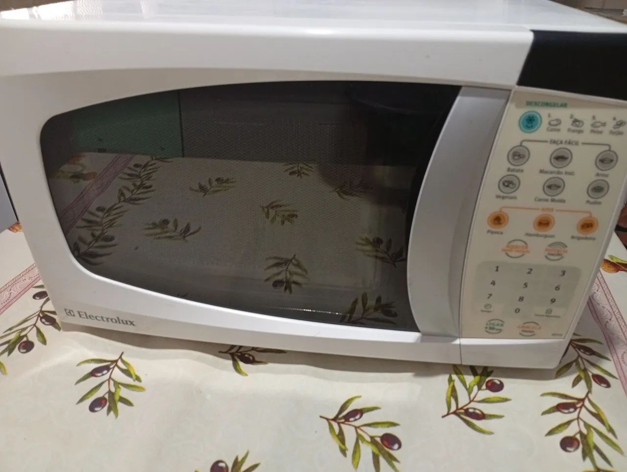 Microondas Electrolux 18 litros higienizado revisado com três mês de garantia entrega sem  - Foto 2