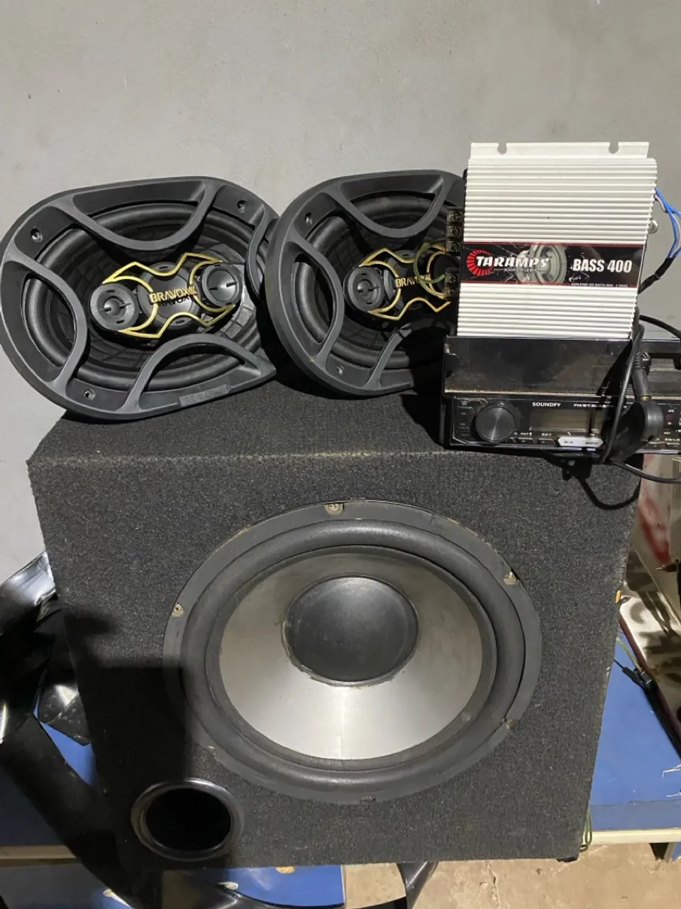 Som automotivo Completo - Subwoofer Bravox 400wts