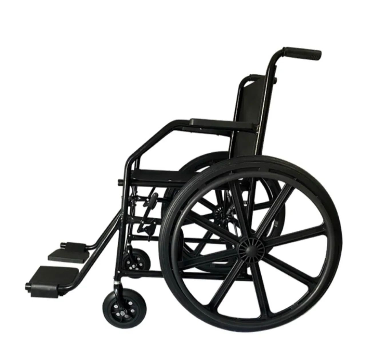 Cadeira de Rodas Simples (Roda Nylon)Novo cabe no carro dobrável