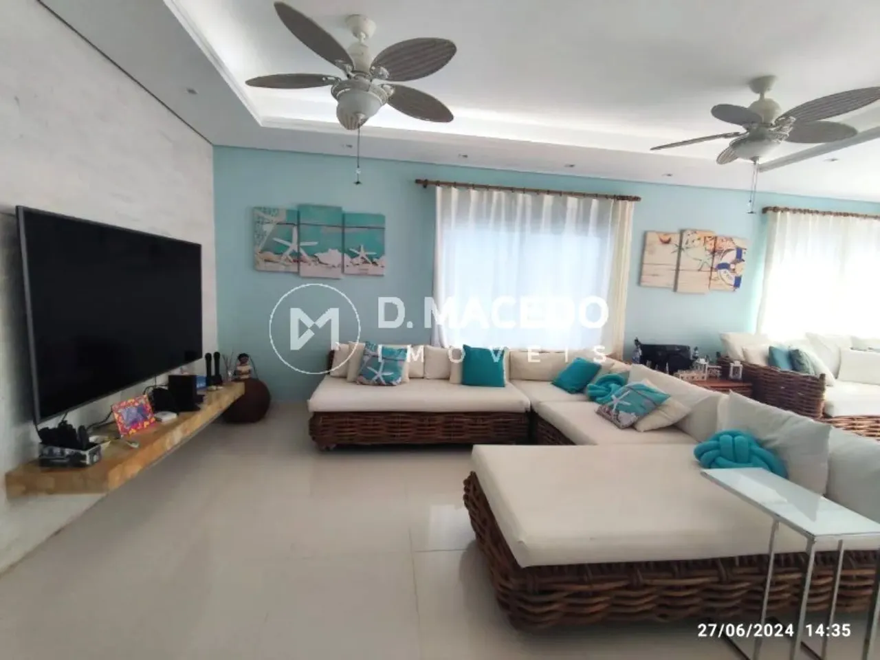 Casa para alugar em Condominio Lagoinha de 330.00m² com 6 Quartos, 6 Suites e 1 Garagem