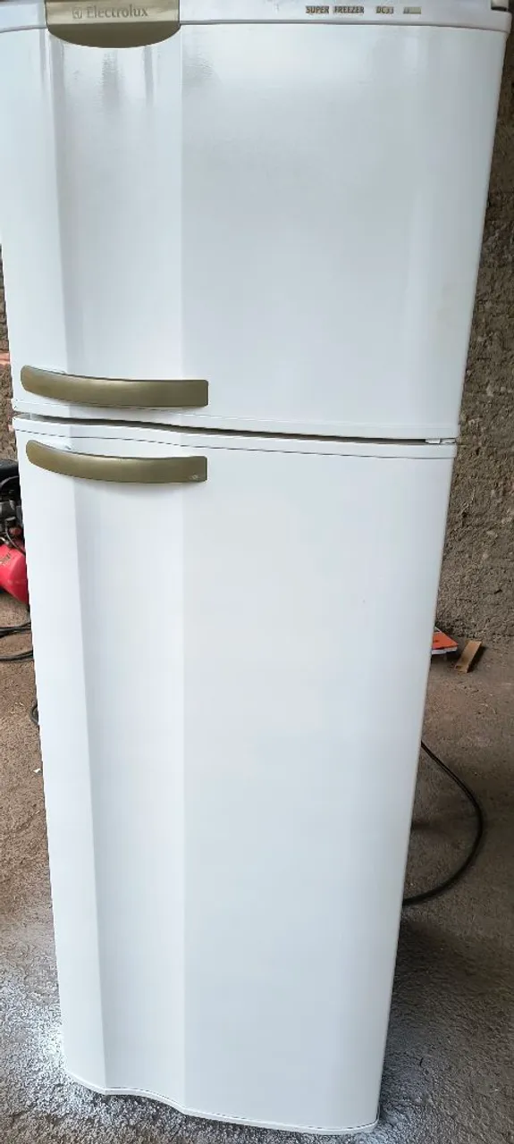 Geladeira Electrolux DC39 - Super Freezer