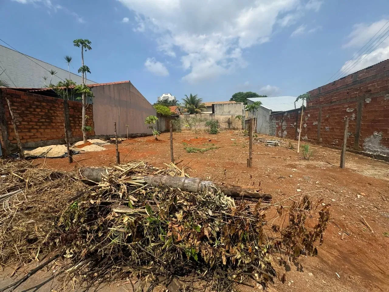 Lote 420,00m² (50m² da Avenida independência) Jardim Atlantico