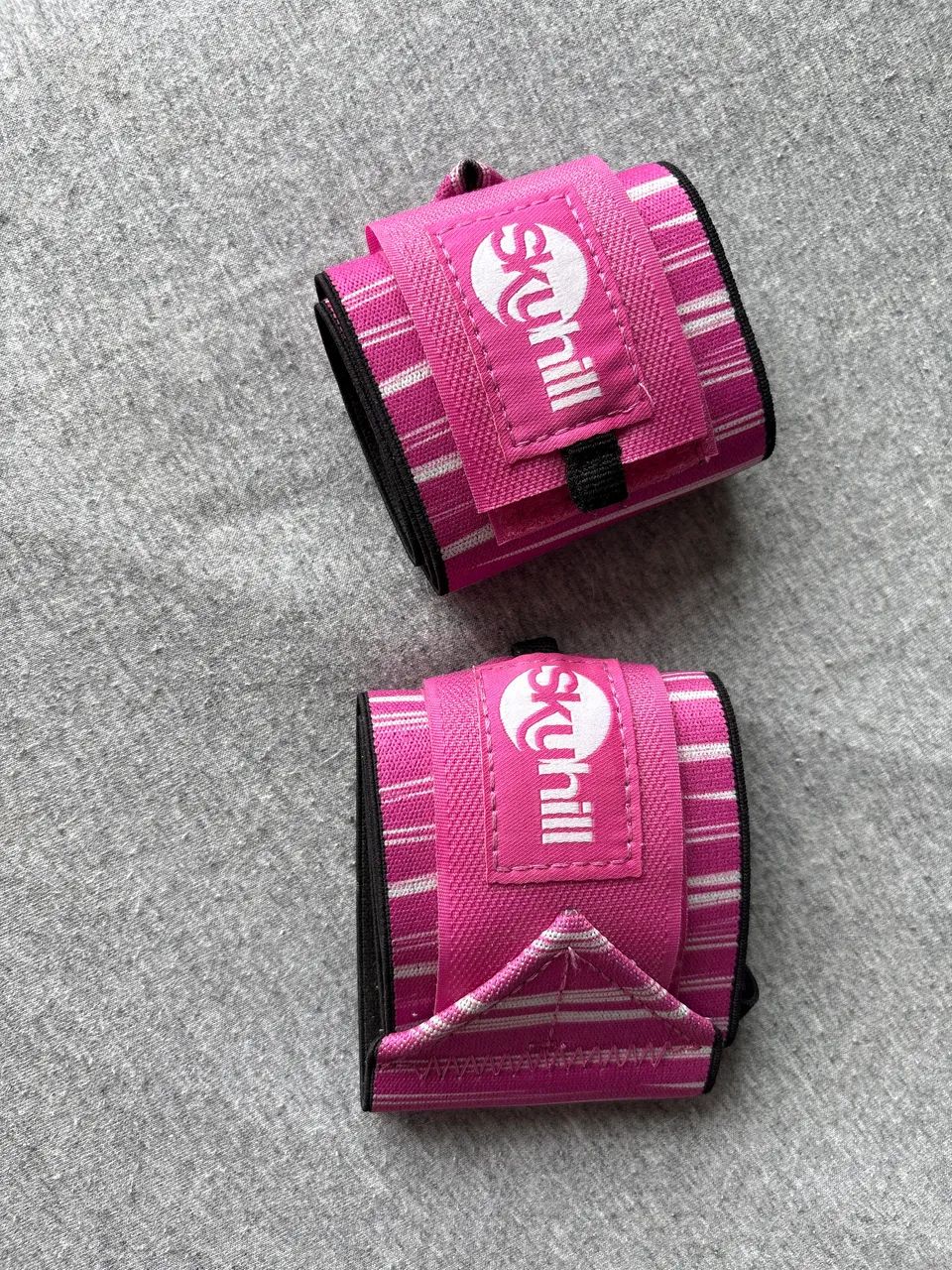 Munhequeira Skyhill rosa SEM USO