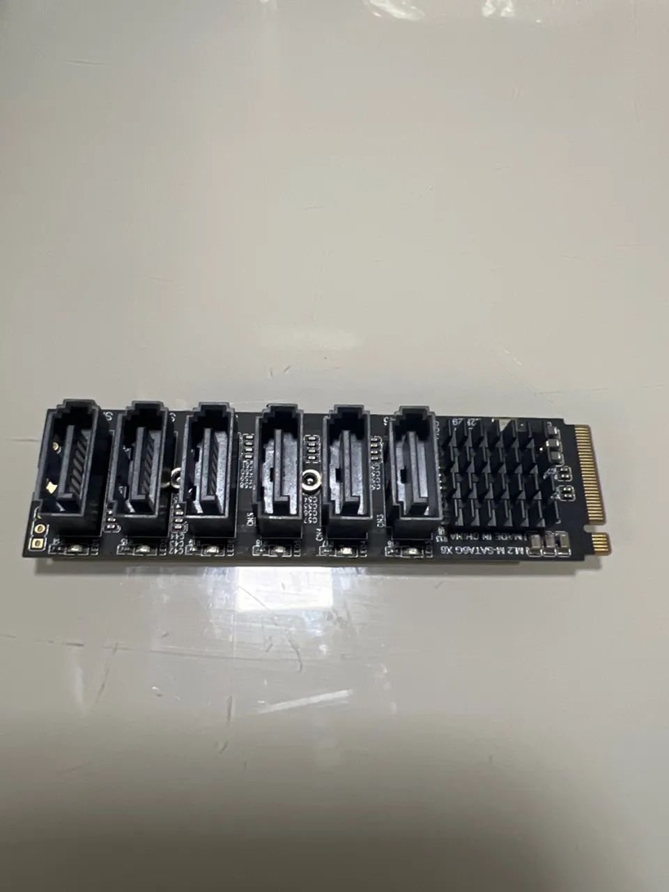 Adaptador Sata M2 para 6x sata 3.0