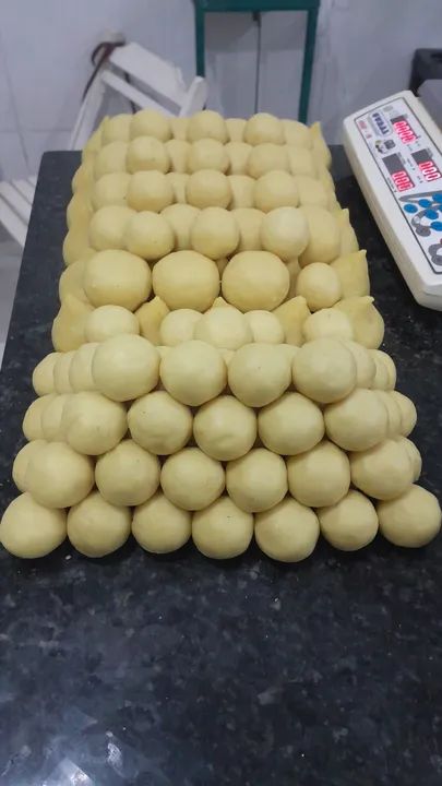 Pizza, coxinha, croissant (folheados)e outros salgados e doçes - Foto 2