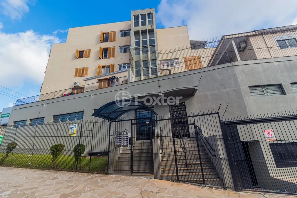 Imóvel para venda possui 133 metros quadrados com 2 quartos em Vila Jardim - Porto Alegre