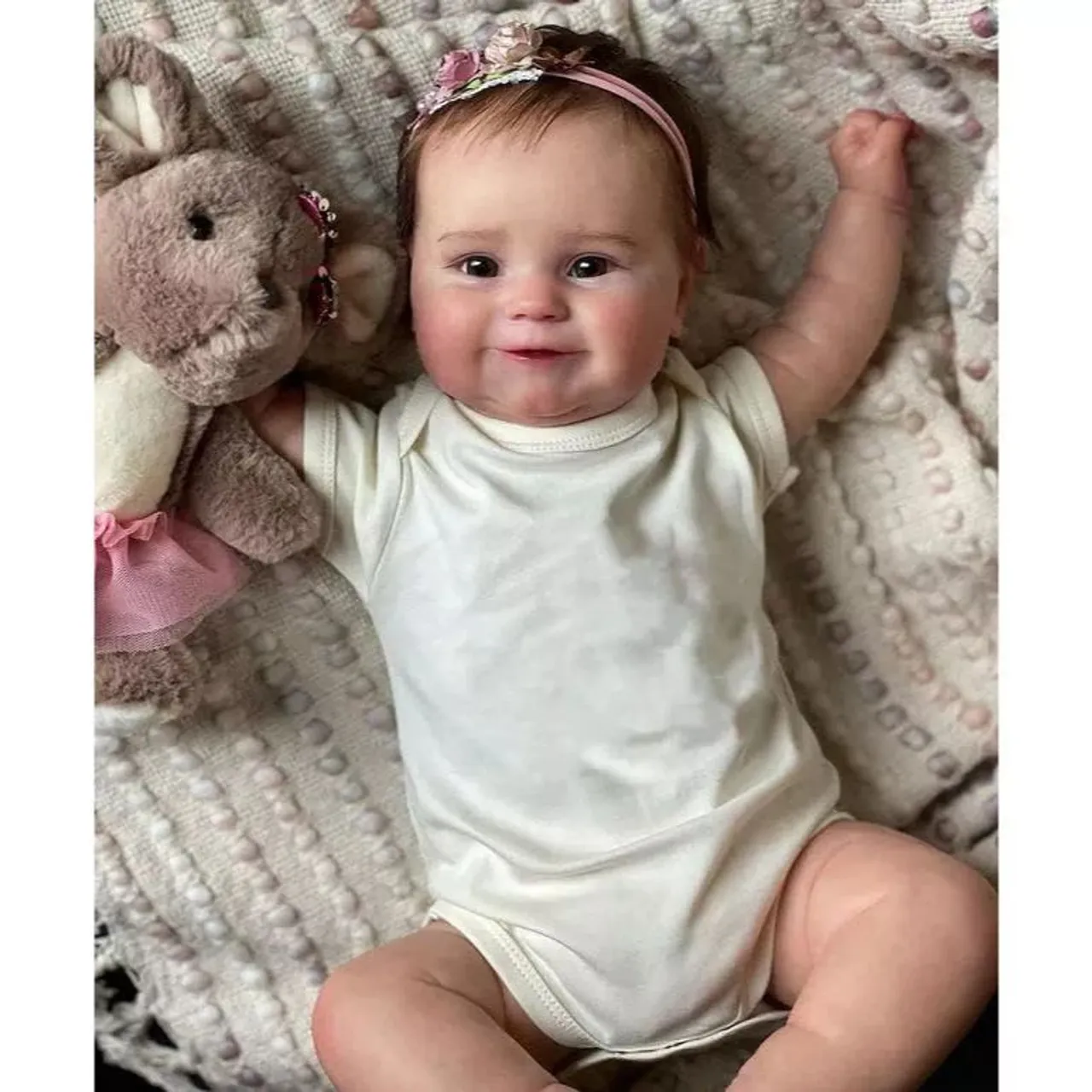 Linda Boneca Bebê Reborn com Acessórios