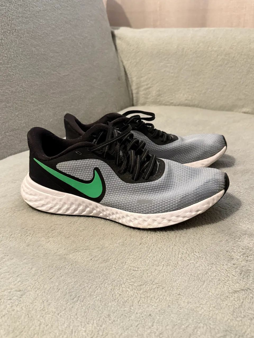 nike revolution 5 olx