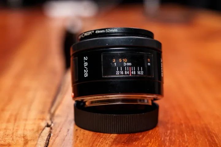 Lente Sony MInolta A-mount 28mm 2,8 - Câmeras e Filmadoras