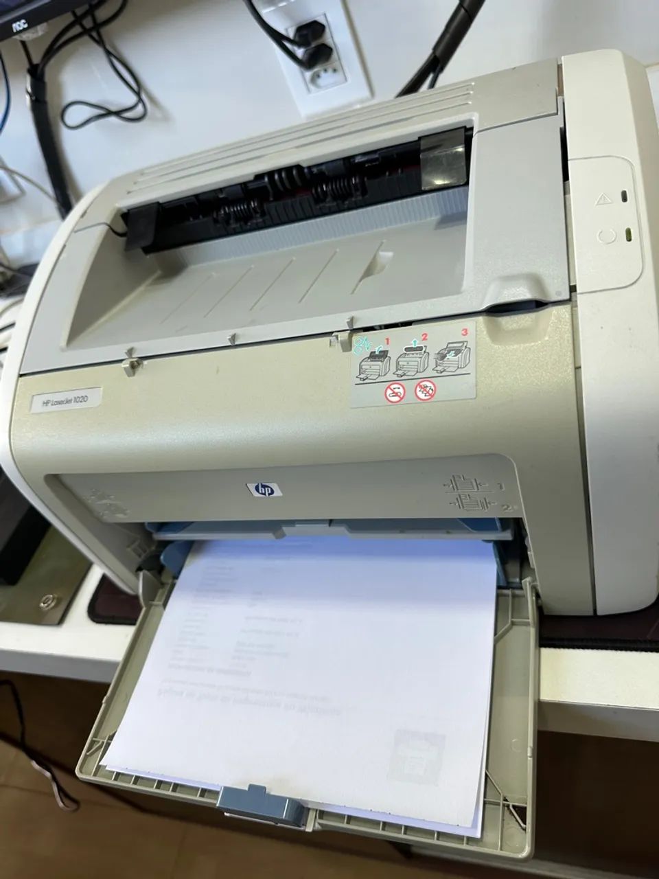 Impressora HP LaserJet 1010 - Foto 4