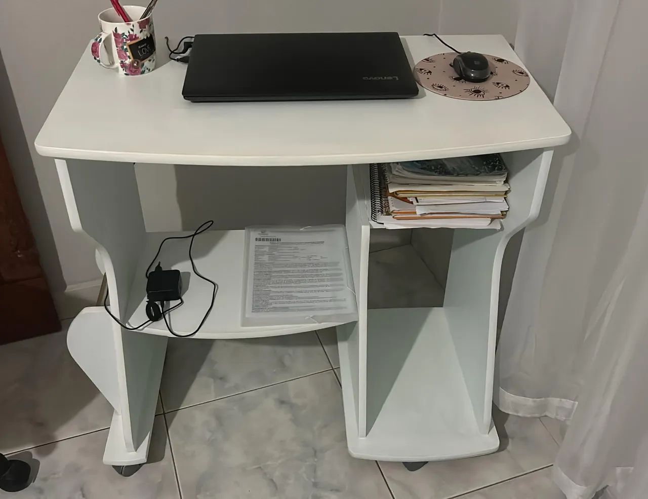 Escrivaninha de Escritório conservada