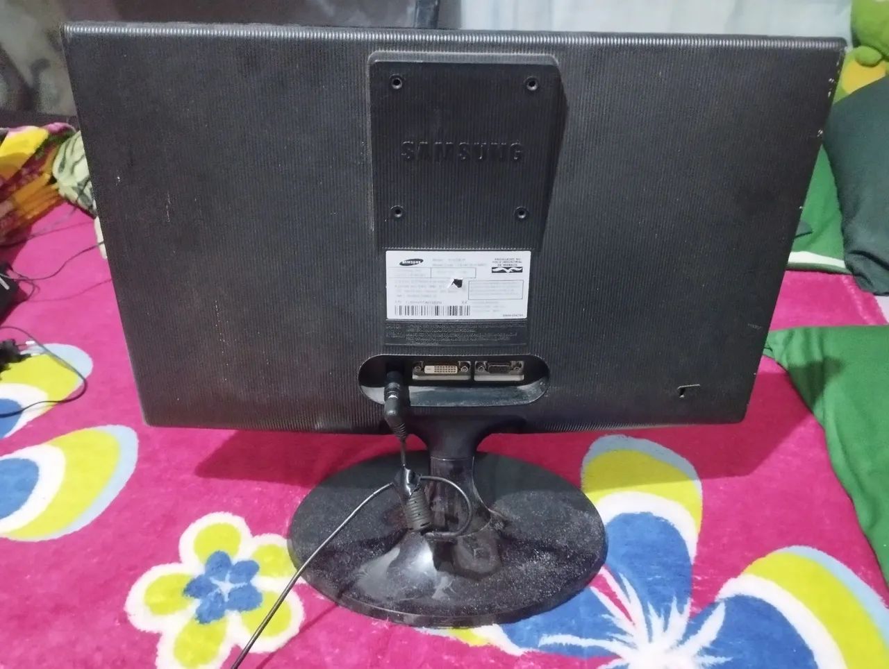 Monitor de computador interessado me chamar no ZAP. *.