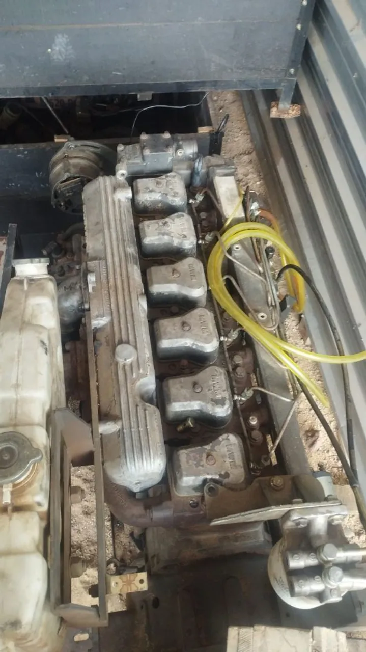 Motor Diesel Cummins - Peças e Acessórios para Caminhões