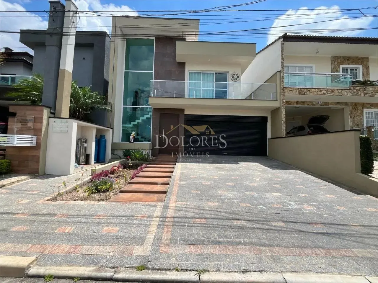 Belo imóvel em construção com 3 suítes