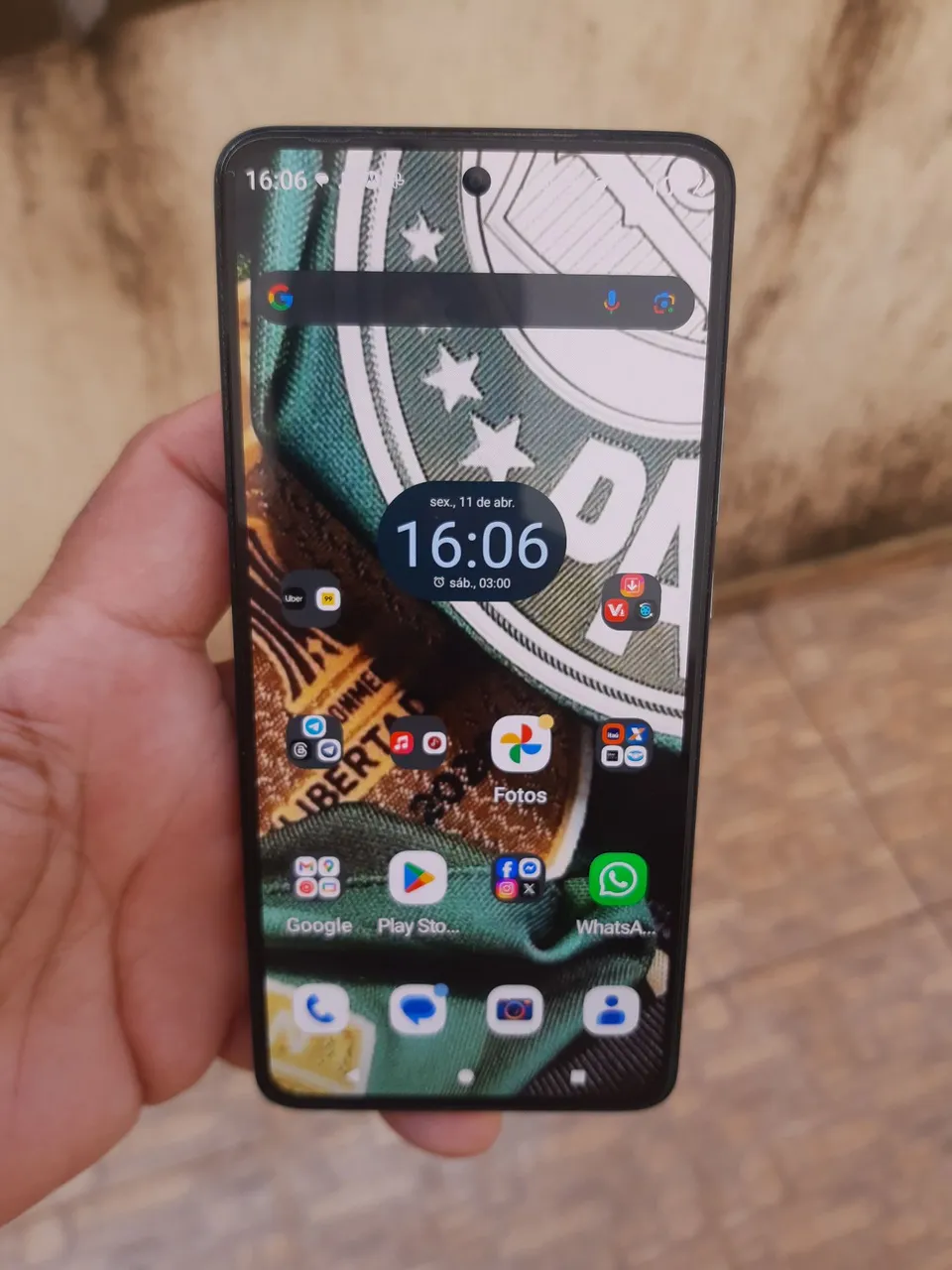 Moto Edge 30