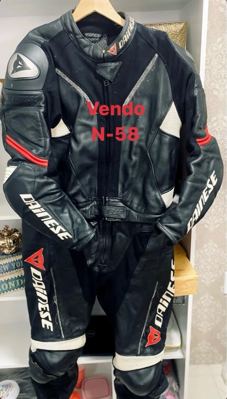 Macacão de Motociclista Dainese Couro